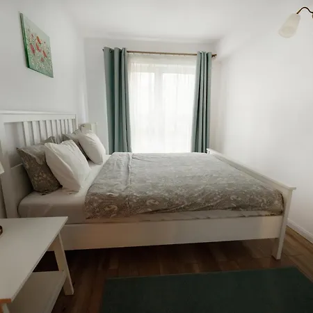 4 Bedroom Ap Brasov